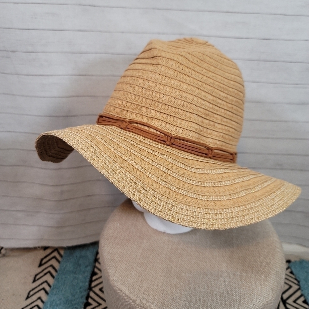STEVE MADDEN PAPER BLEND STRAW HAT, W FAUX LEATHER WRAP DETAIL - Picture 8 of 11